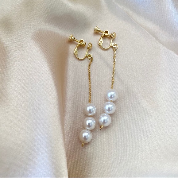💕LAST ONE Clip-on Pearl Metal Earrings - Picture 5 of 9